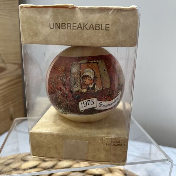 Vintage 1976 Christmas Mary Hamilton Charmers Hallmark Glass Ornament - Picture 3 of 5